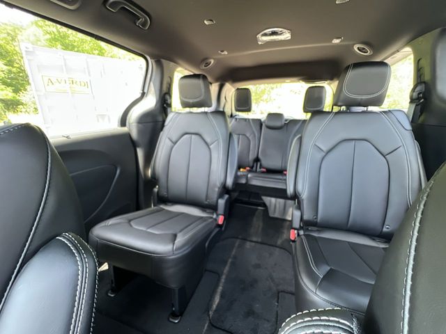 Thumbnail: 2027 Chrysler Pacifica - 25