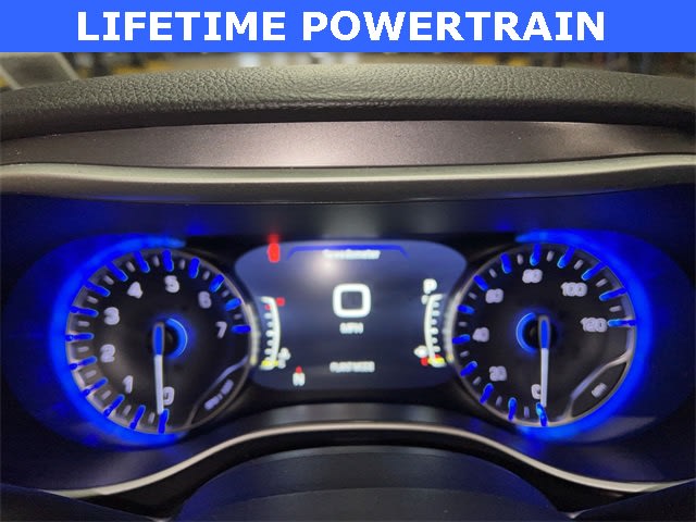 Thumbnail: 2026 Chrysler Pacifica - 16