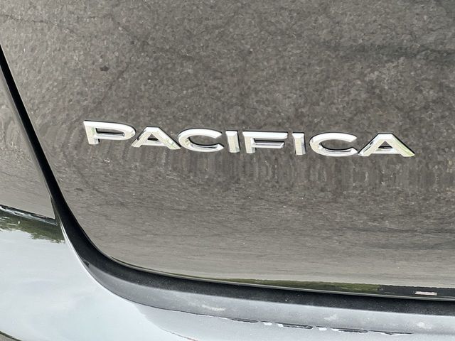 Thumbnail: 2027 Chrysler Pacifica - 7