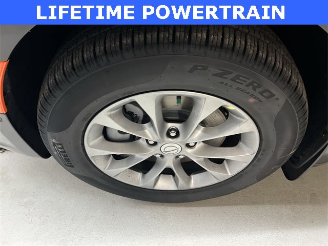 Thumbnail: 2026 Chrysler Pacifica - 8