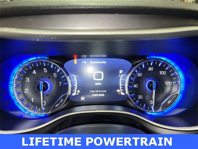 Thumbnail: 2026 Chrysler Pacifica - 16