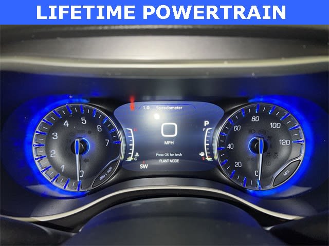 Thumbnail: 2026 Chrysler Pacifica - 17