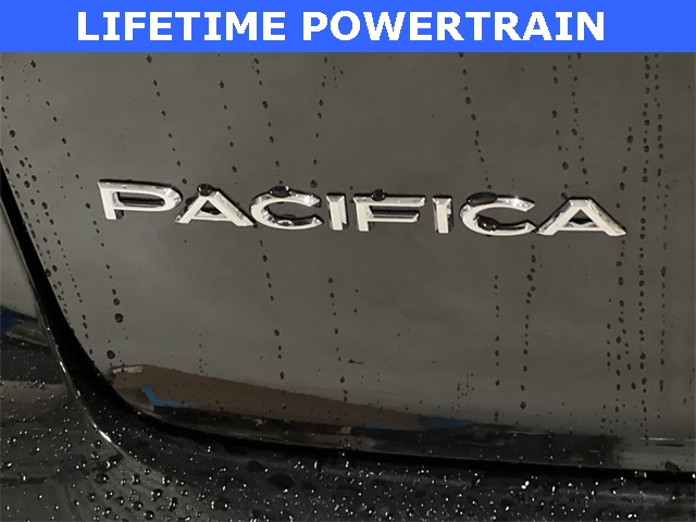 Thumbnail: 2026 Chrysler Pacifica - 7