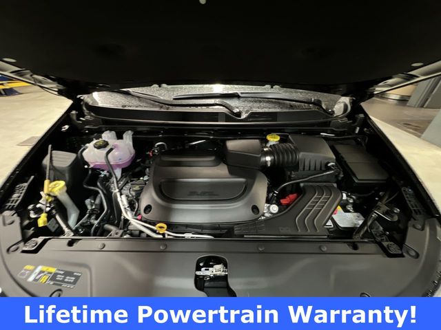 Thumbnail: 2026 Chrysler Pacifica - 9