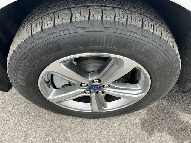 Thumbnail: 2022 Ford Edge - 6