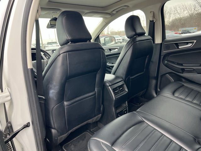 Thumbnail: 2022 Ford Edge - 11