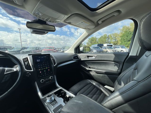 Thumbnail: 2022 Ford Edge - 10