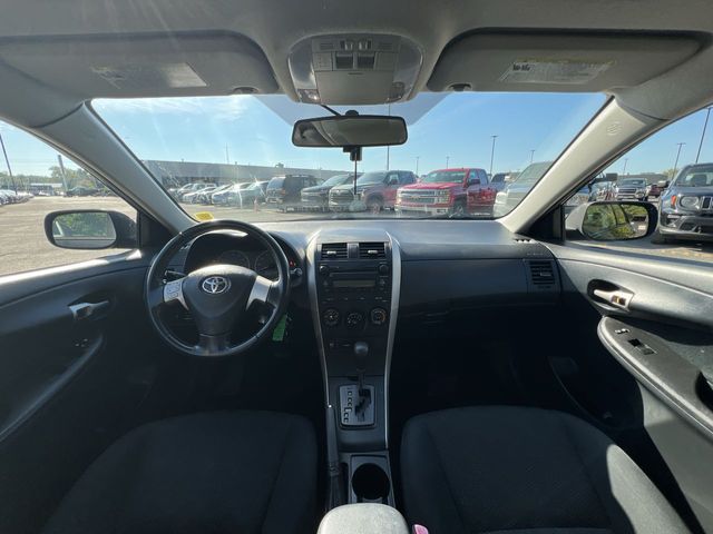 Thumbnail: 2009 Toyota Corolla - 29