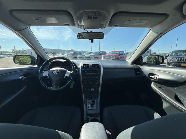 Thumbnail: 2009 Toyota Corolla - 2