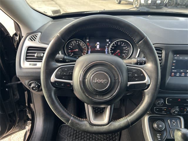 Thumbnail: 2019 Jeep Compass - 14