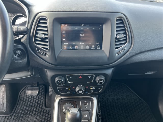 Thumbnail: 2019 Jeep Compass - 15