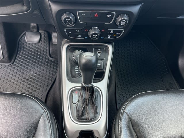 Thumbnail: 2018 Jeep Compass - 14