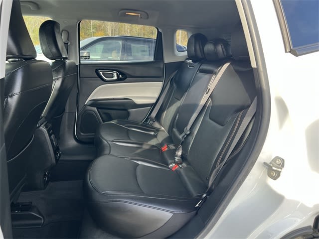 Thumbnail: 2022 Jeep Compass - 25