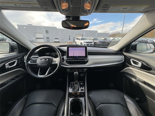 Thumbnail: 2022 Jeep Compass - 10