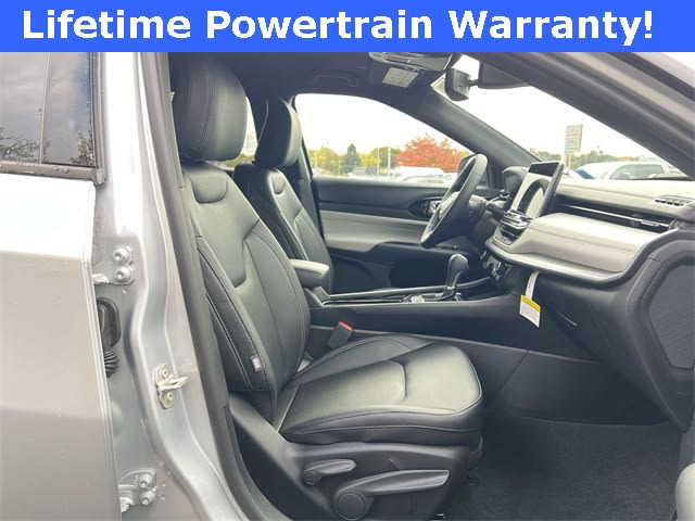 Thumbnail: 2025 Jeep Compass - 10