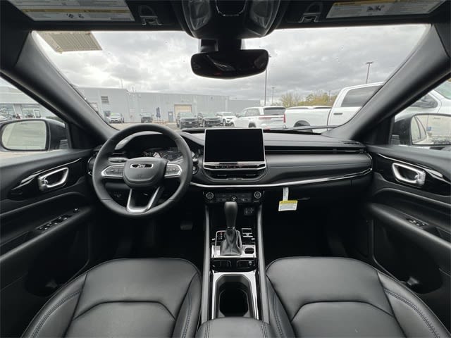 Thumbnail: 2026 Jeep Compass - 9