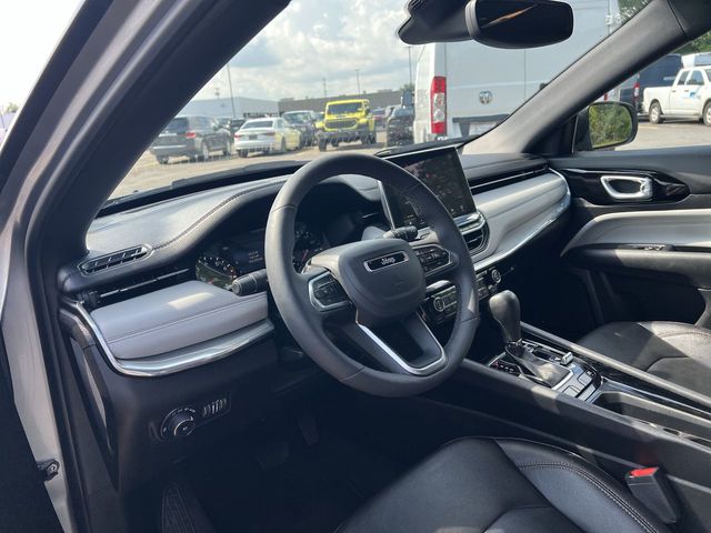 Thumbnail: 2024 Jeep Compass - 15