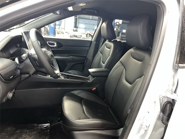 Thumbnail: 2026 Jeep Compass - 10