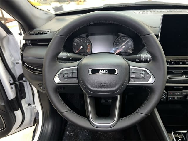 Thumbnail: 2026 Jeep Compass - 13