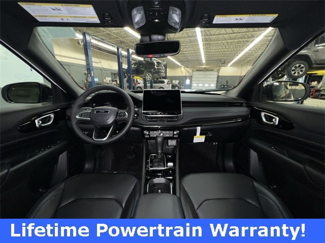 Thumbnail: 2026 Jeep Compass - 9