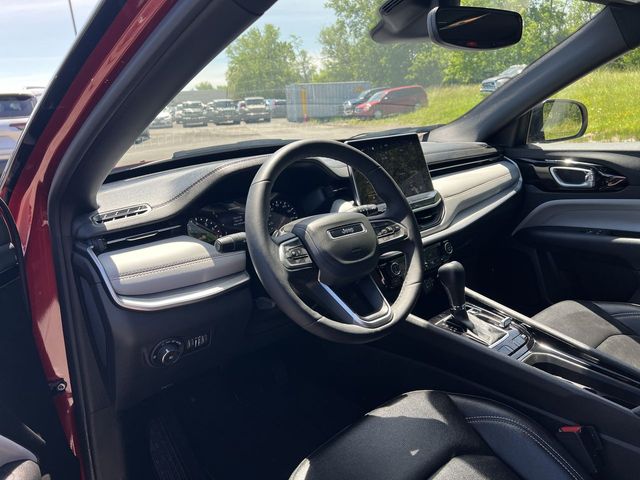 Thumbnail: 2025 Jeep Compass - 14