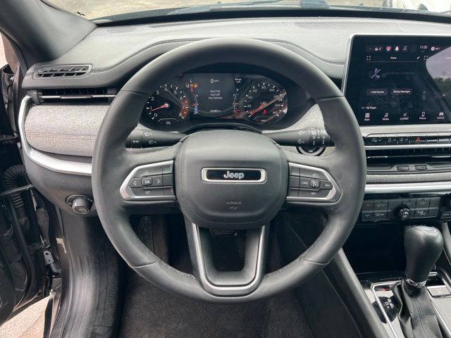 Thumbnail: 2023 Jeep Compass - 14