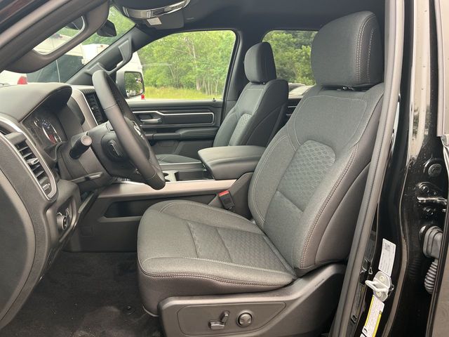 Thumbnail: 2026 RAM 1500 - 11