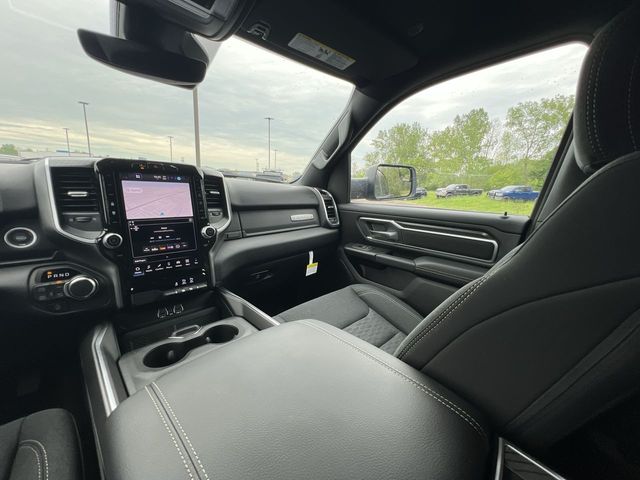 Thumbnail: 2026 RAM 1500 - 10
