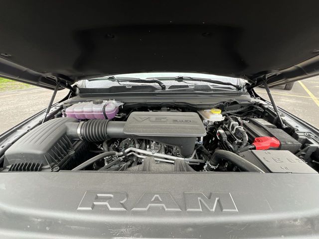 Thumbnail: 2026 RAM 1500 - 9