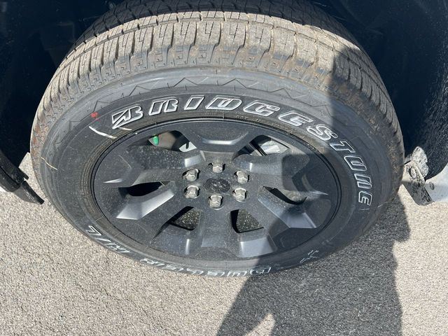 Thumbnail: 2026 RAM 1500 - 7
