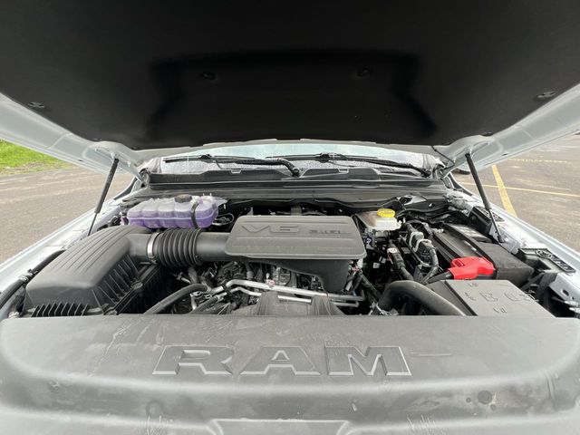 Thumbnail: 2026 RAM 1500 - 9