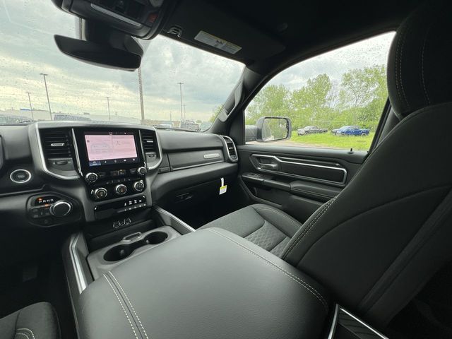 Thumbnail: 2026 RAM 1500 - 11