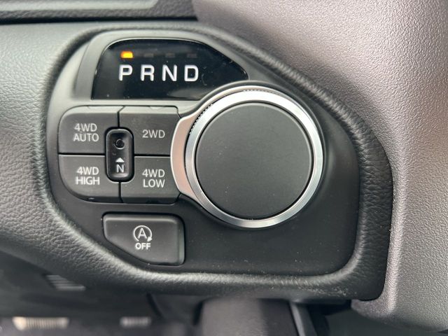 Thumbnail: 2026 RAM 1500 - 26