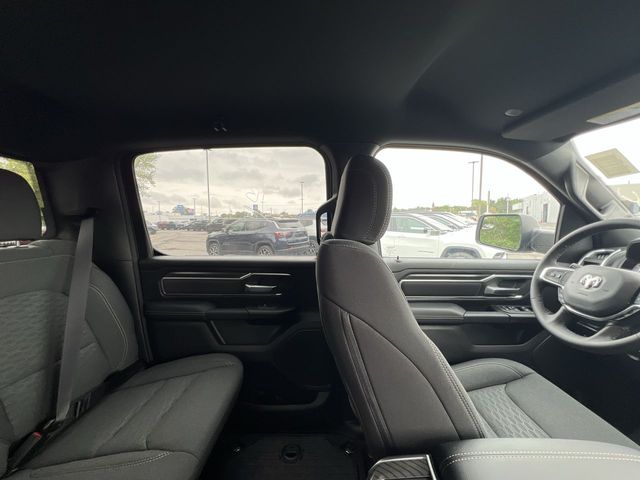 Thumbnail: 2026 RAM 1500 - 28