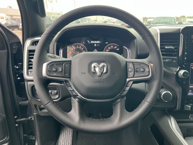 Thumbnail: 2026 RAM 1500 - 33