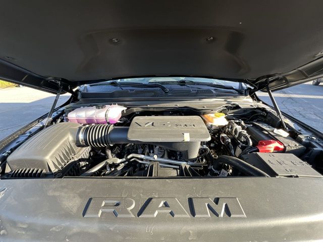 Thumbnail: 2026 RAM 1500 - 9