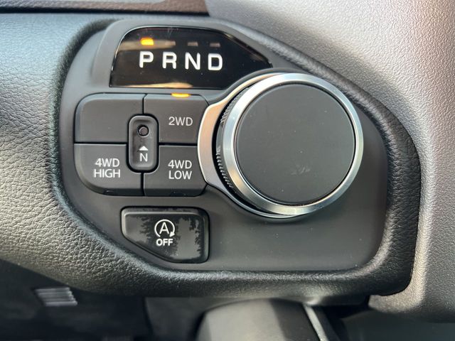 Thumbnail: 2026 RAM 1500 - 32