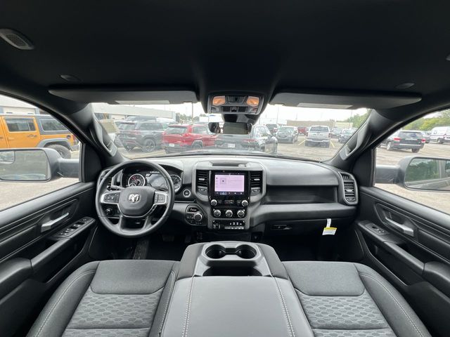 Thumbnail: 2026 RAM 1500 - 13