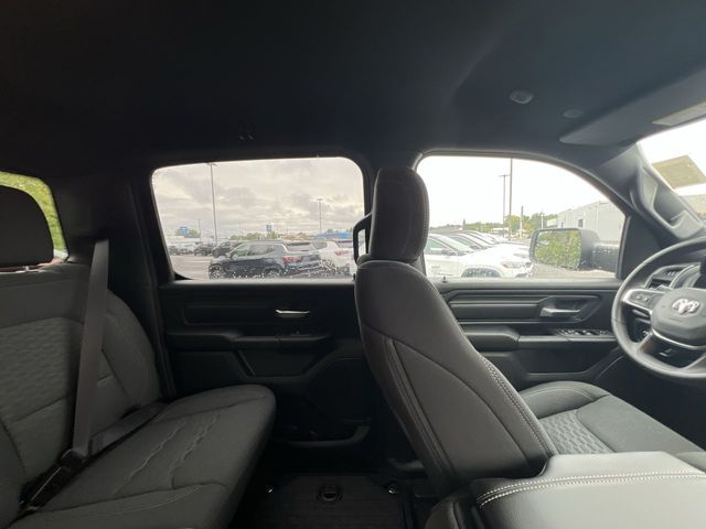 Thumbnail: 2026 RAM 1500 - 28