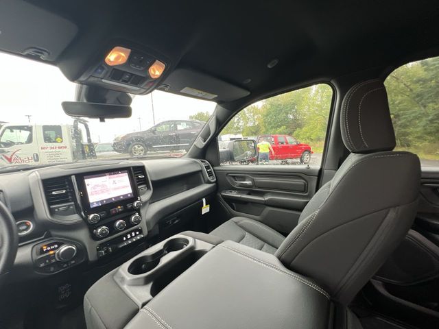Thumbnail: 2026 RAM 1500 - 9