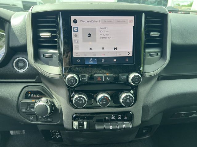 Thumbnail: 2026 RAM 1500 - 15