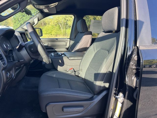 Thumbnail: 2026 RAM 1500 - 10