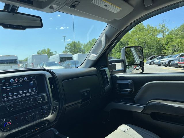 Thumbnail: 2018 Chevrolet Silverado 1500 - 10
