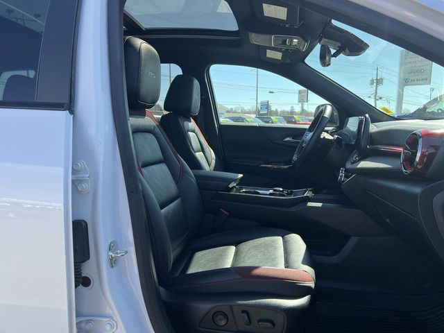 Thumbnail: 2025 Chevrolet Equinox - 11