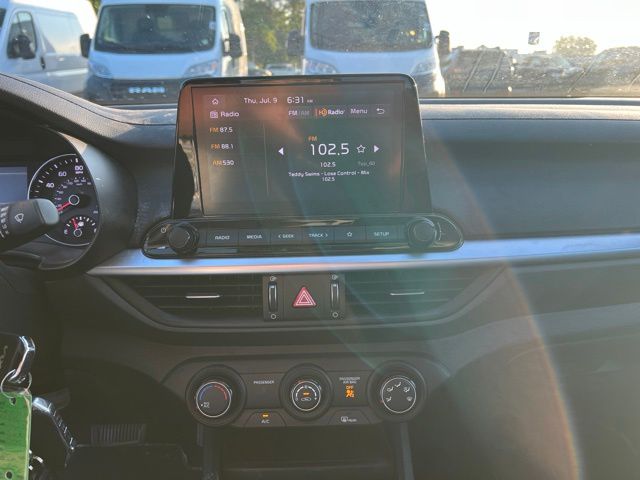 Thumbnail: 2024 Kia Forte - 14
