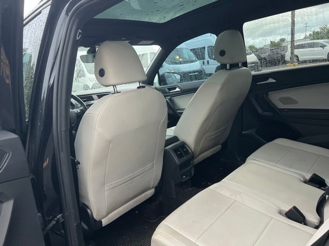Thumbnail: 2021 Volkswagen Tiguan - 13