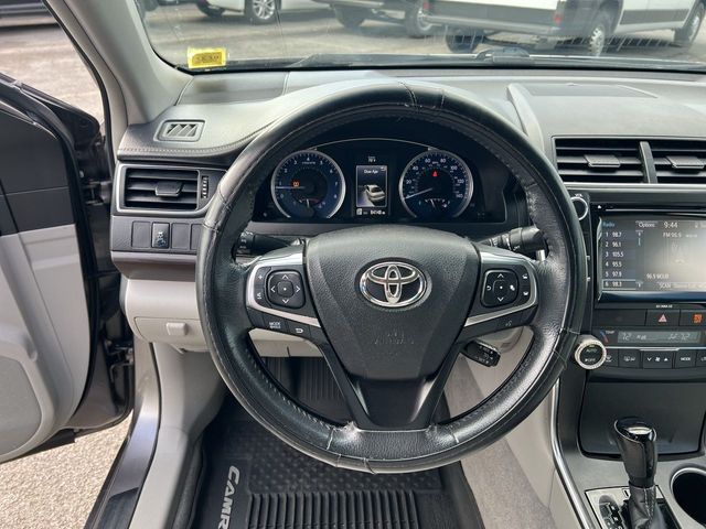 Thumbnail: 2017 Toyota Camry - 33