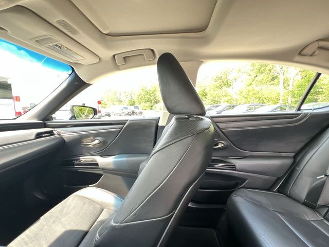 Thumbnail: 2024 Lexus ES - 13