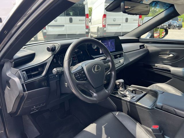 Thumbnail: 2024 Lexus ES - 15