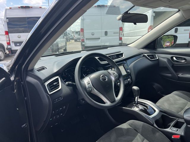 Thumbnail: 2015 Nissan Rogue - 14